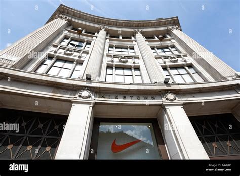 nike store oxford street london